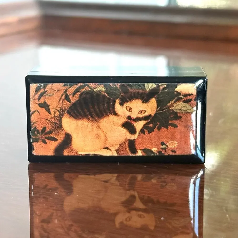 Vintage Mini Cat Trinket Box – Black Lacquered Box with Cat Artwork
